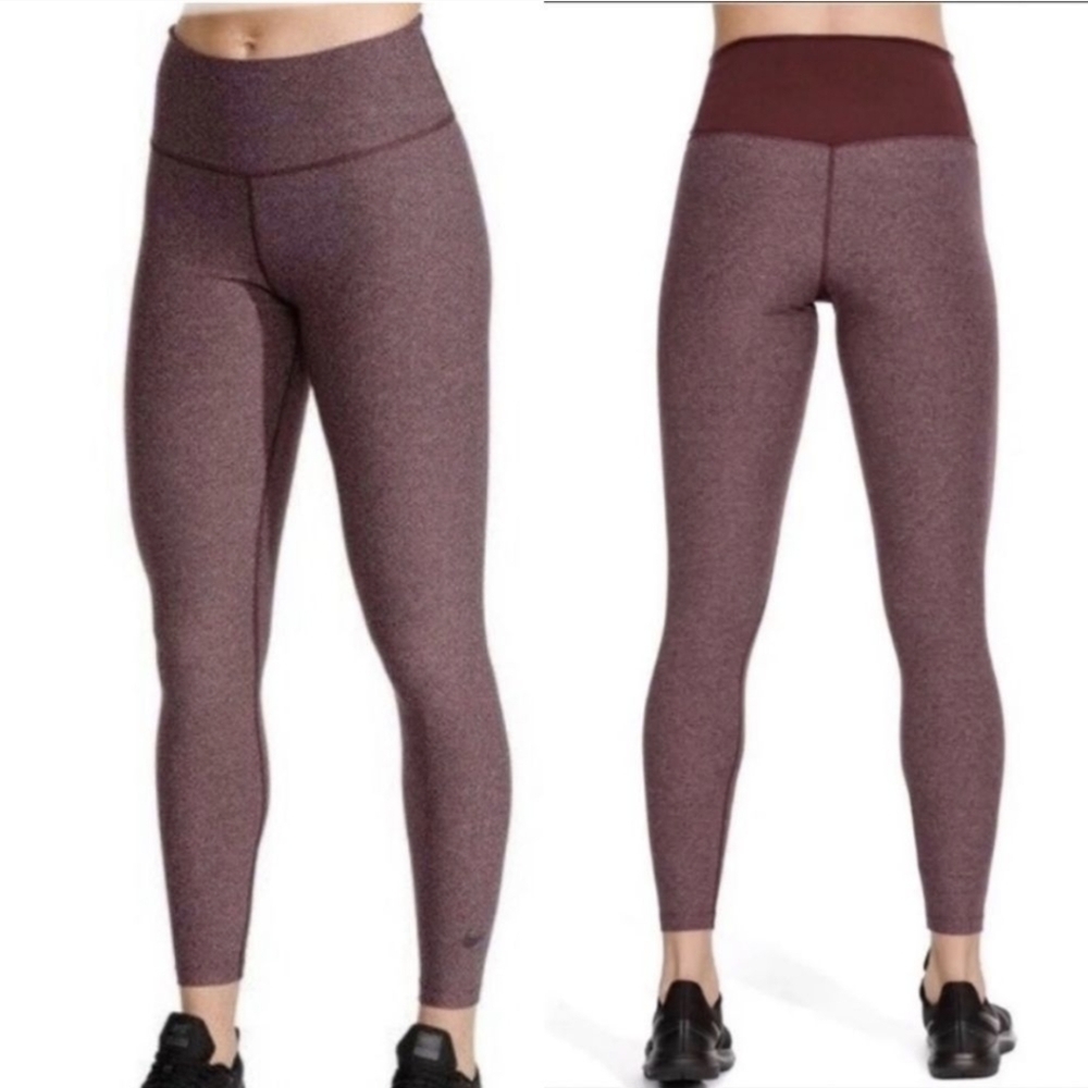 Nike Sculpt Hyper Tight Burgundy Leggings